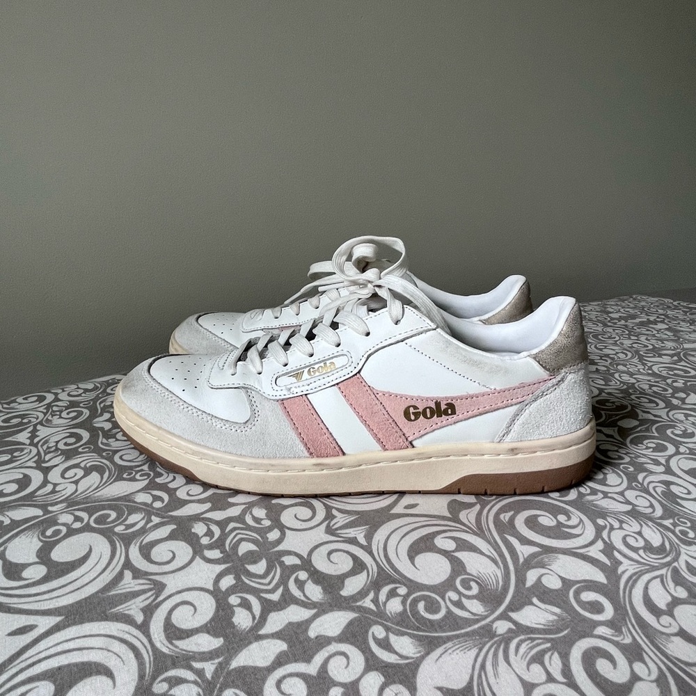 Gola White and Pink Low-Top Hawk Sneakers